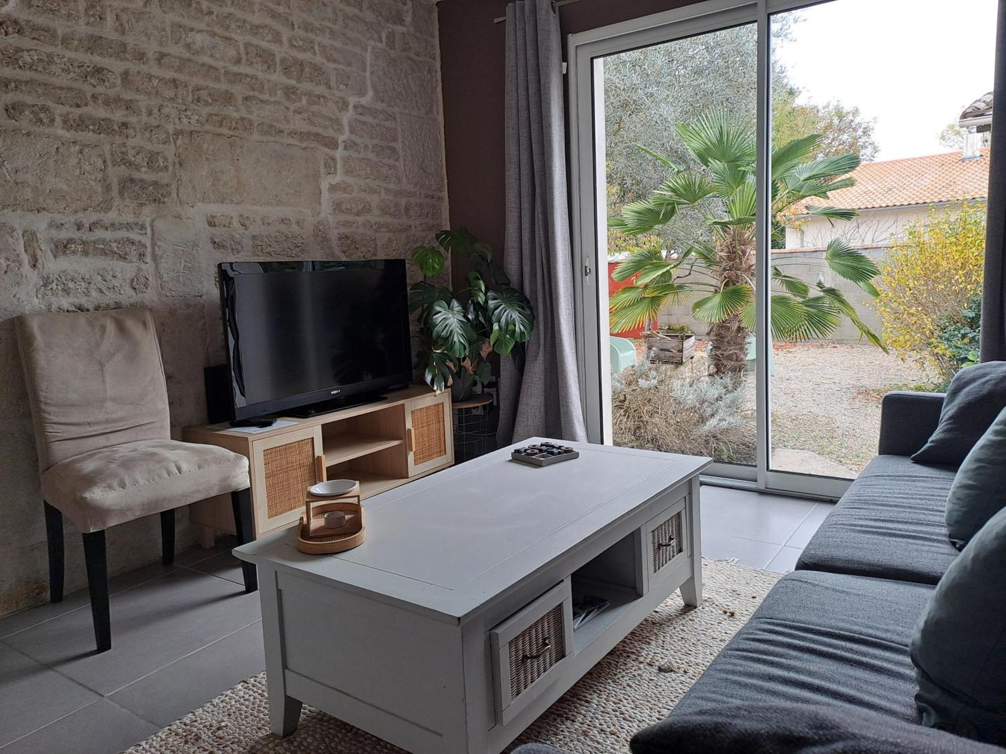 Jolie Maison De Ville Avec Un Exterieur Au Calme - Les Dragons De La Chamoiserie Νιόρ Εξωτερικό φωτογραφία